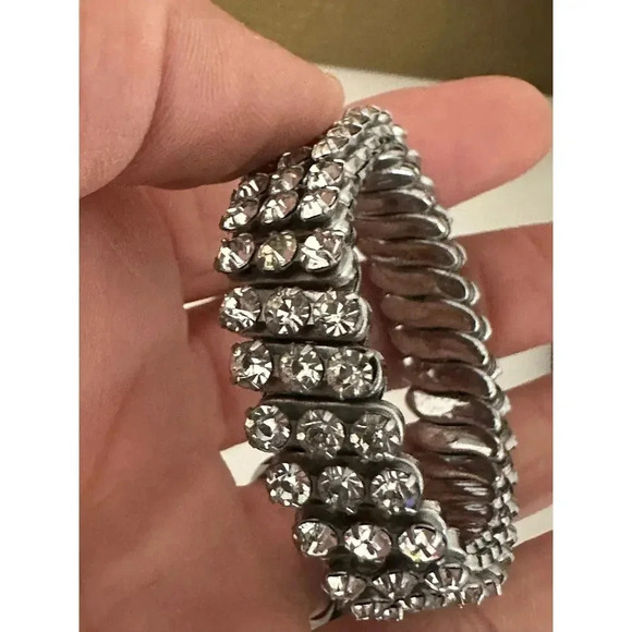 Vintage Silver Tone Metal and Clear Rhinestone Expansion Bracelet - Picture 5 of 8